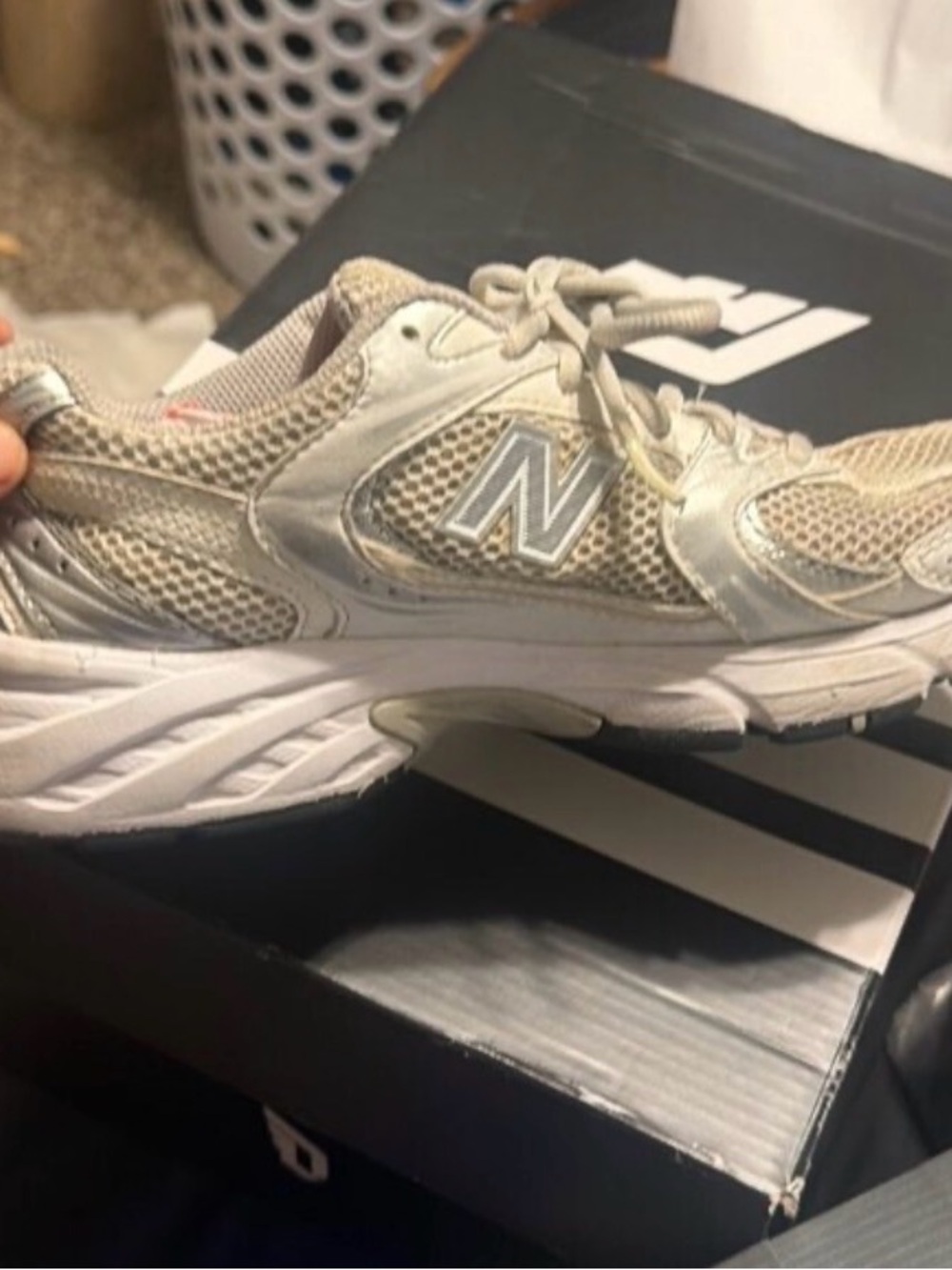 New Balance 530 Women’s Sneakers – White/Silver Metallic, Size US 5, New - Picture 9 of 9